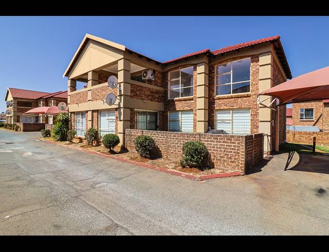 2 BEDROOM APARTMENT FOR SALE IN LIEFDE EN VREDE